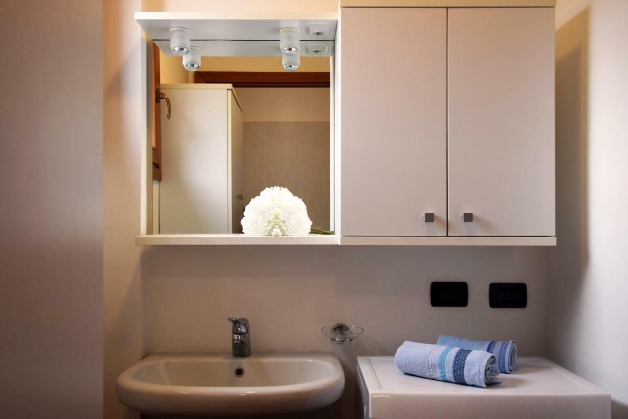 In Suite Lake 1 Iseo Buitenkant foto